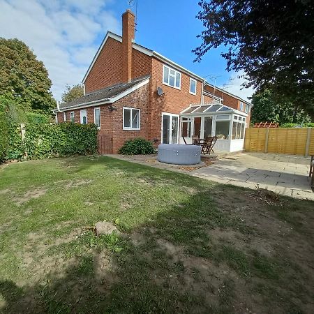 Leominster 3 Bedroom House Parking Garden Private Exterior foto